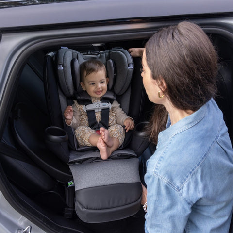 Revolve360 Extend All-in-One Rotating Car Seat with SensorSafe - Feature Image 1